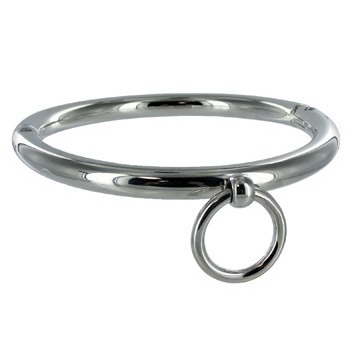 Metallhalsband med ring för BDSM